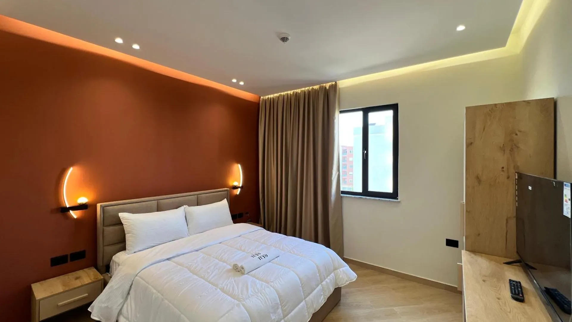 Hotel Tuyo Tirana