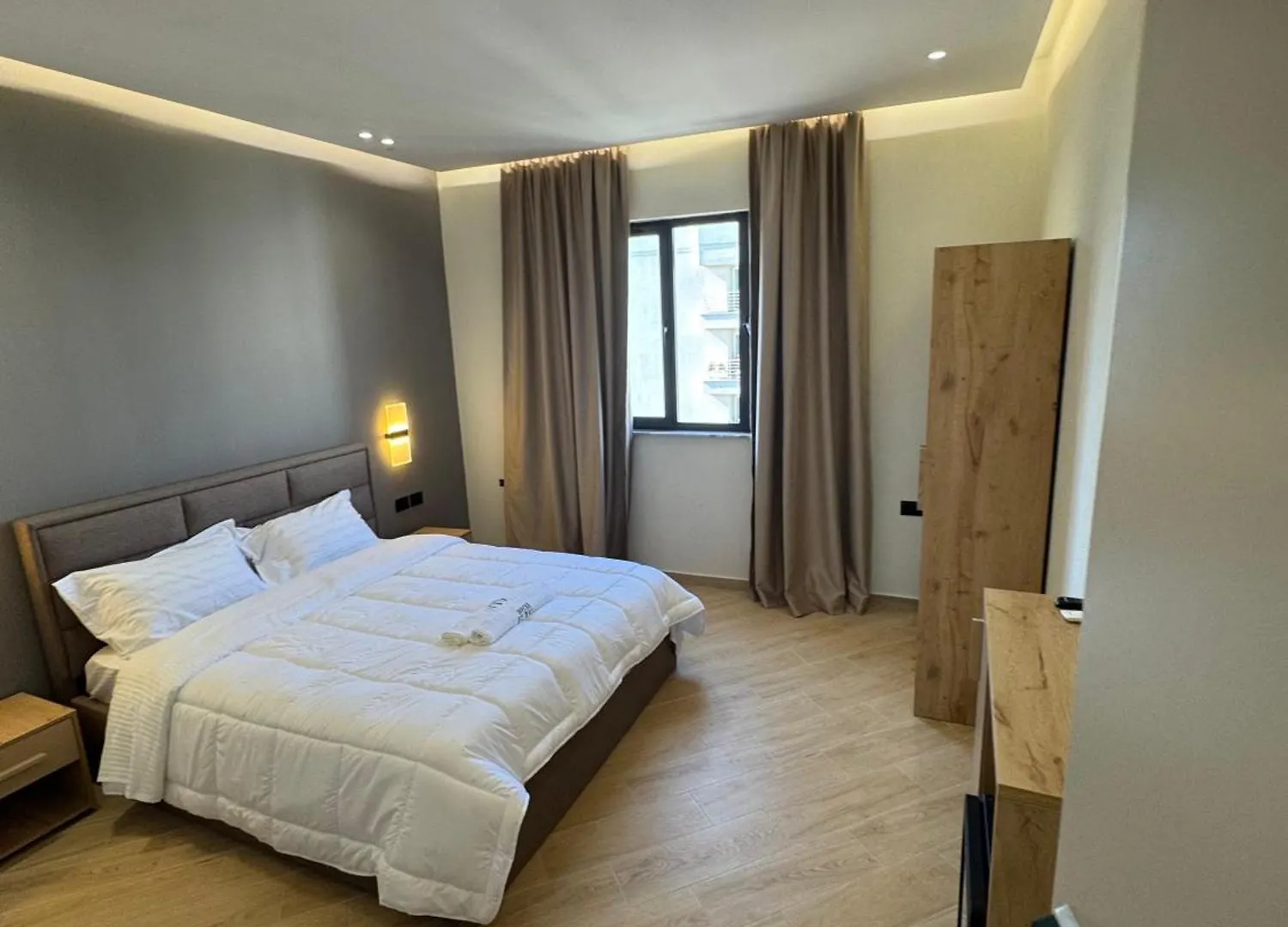 Hotel Tuyo Tirana