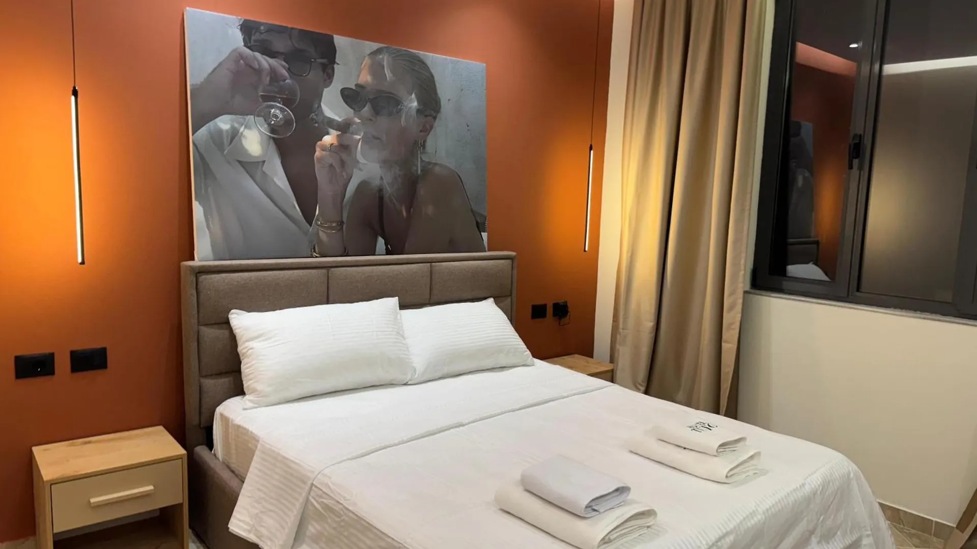 טיראנה Hotel Tuyo