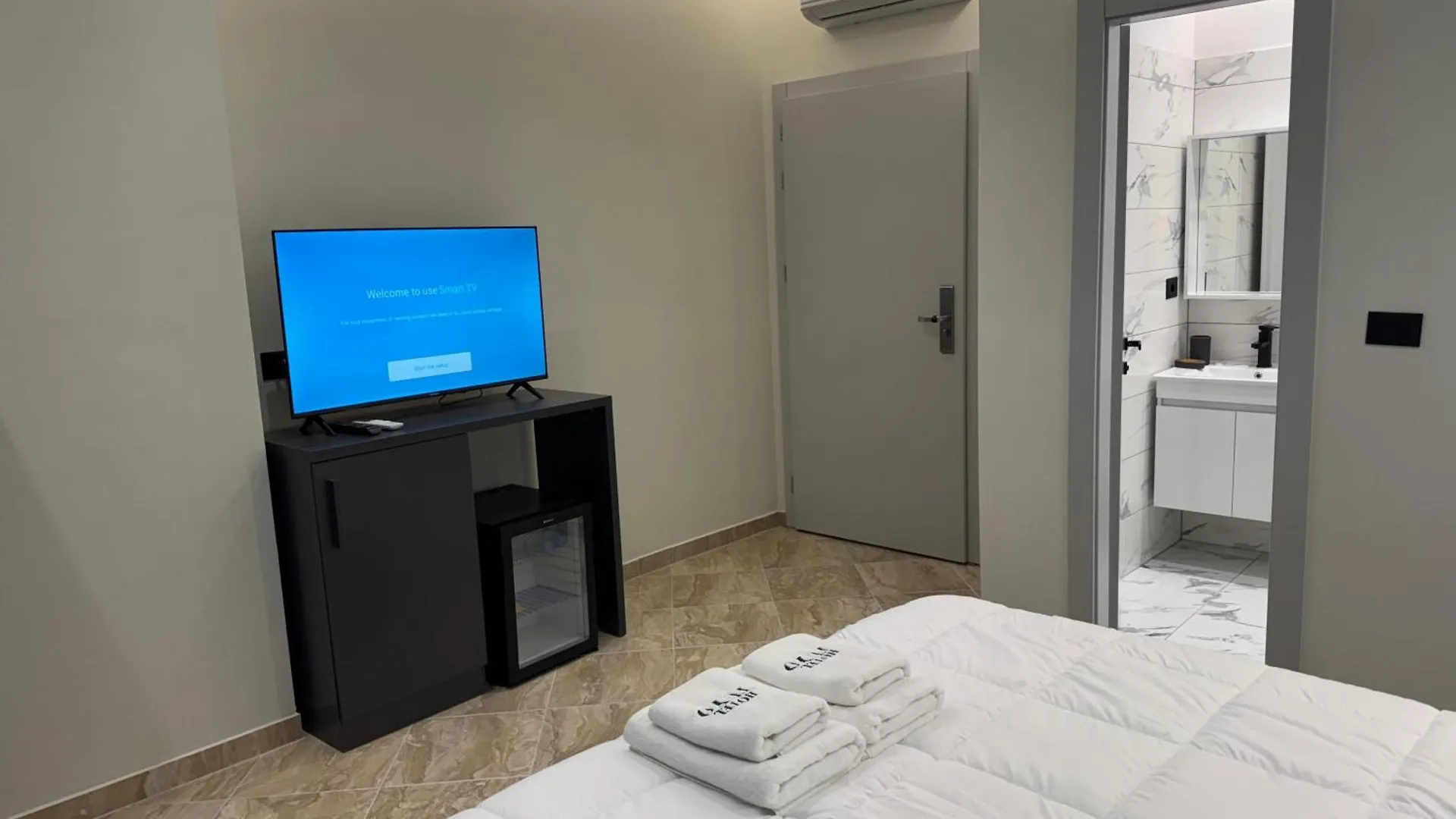 Hotel Tuyo Tirana