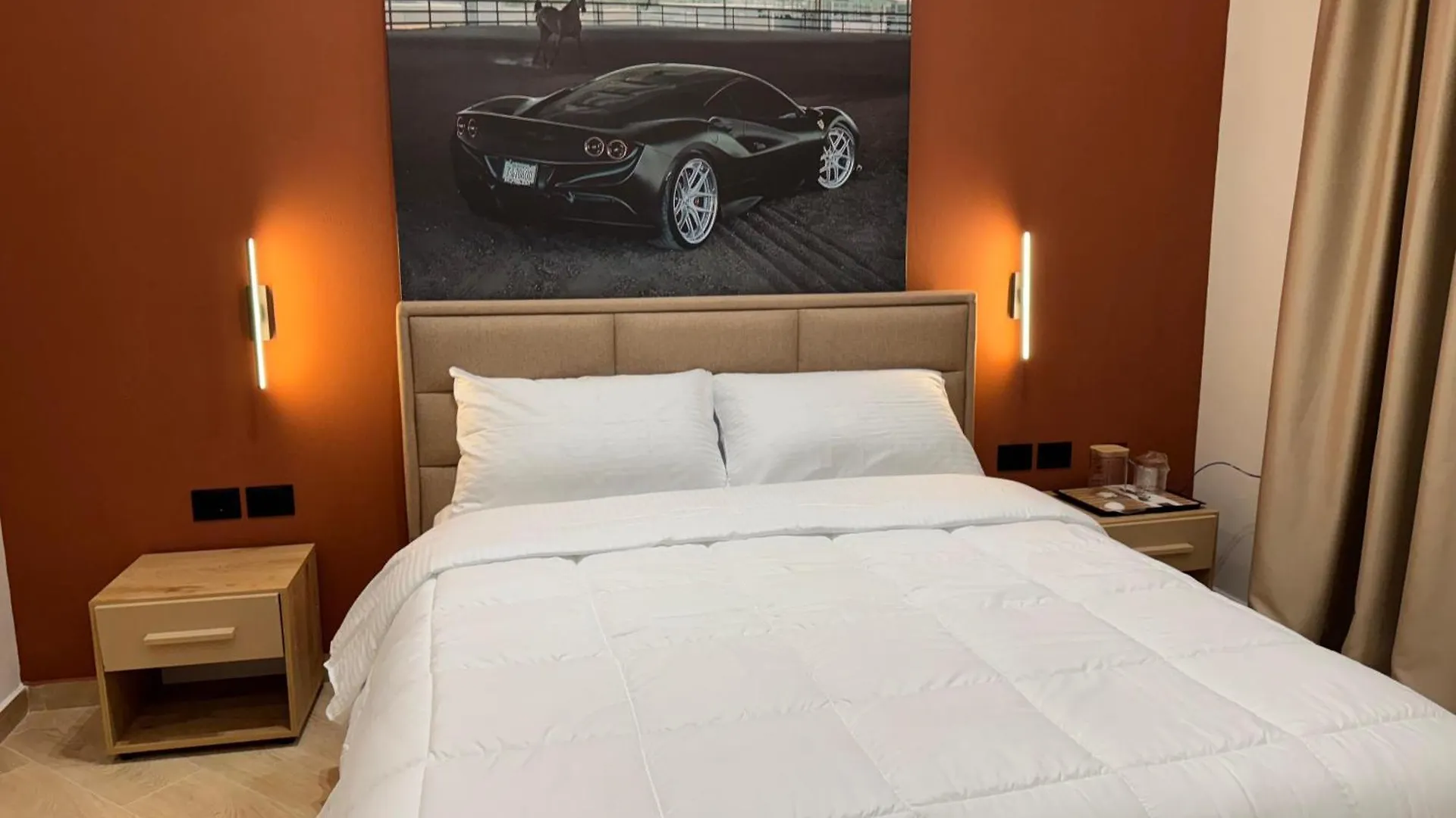 Hotel Tuyo Tirana