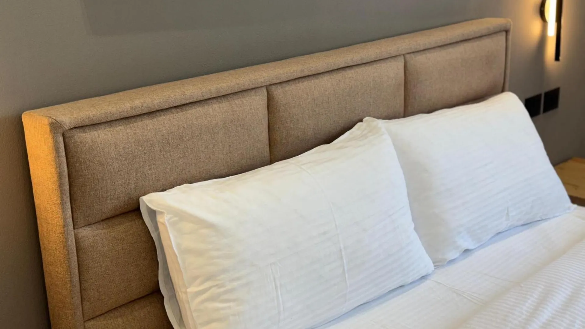***  Hotel Tuyo Tirana Albania
