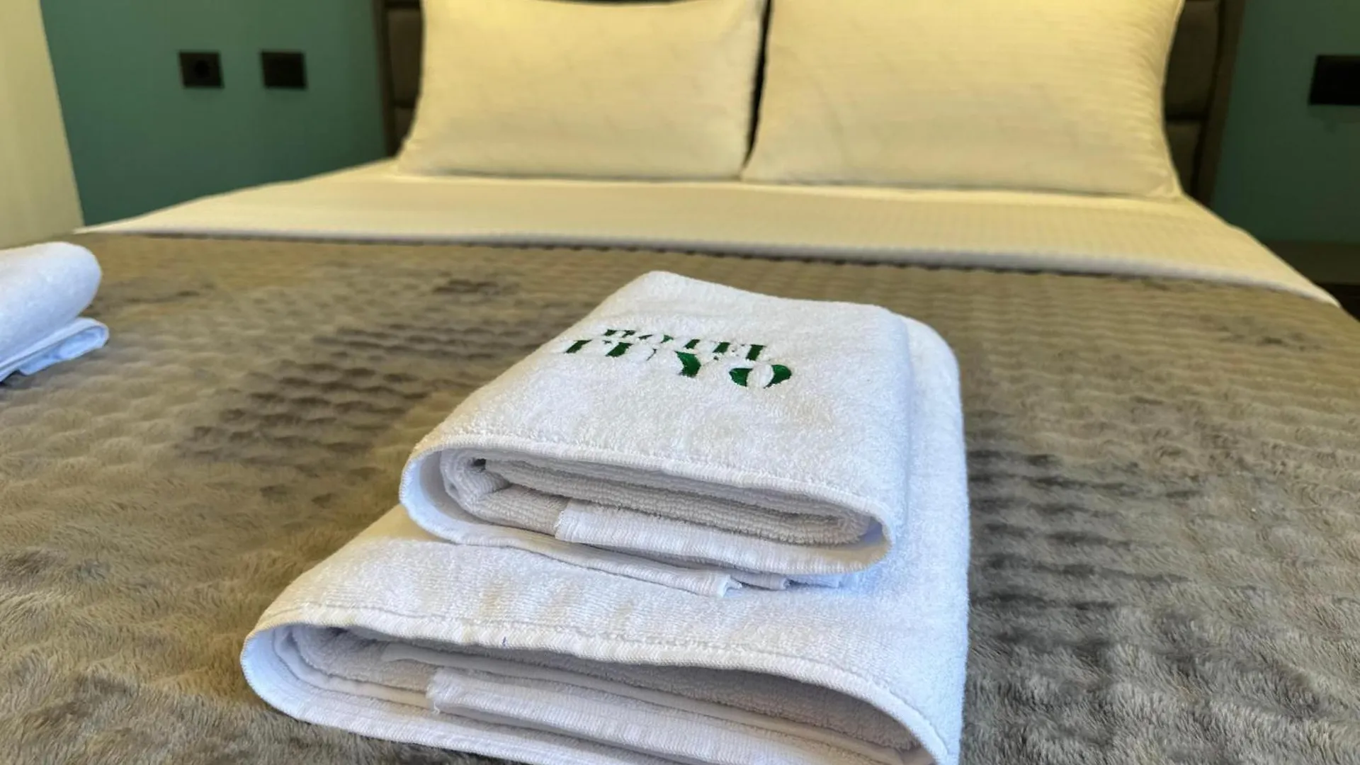 Hotel Tuyo Tirana