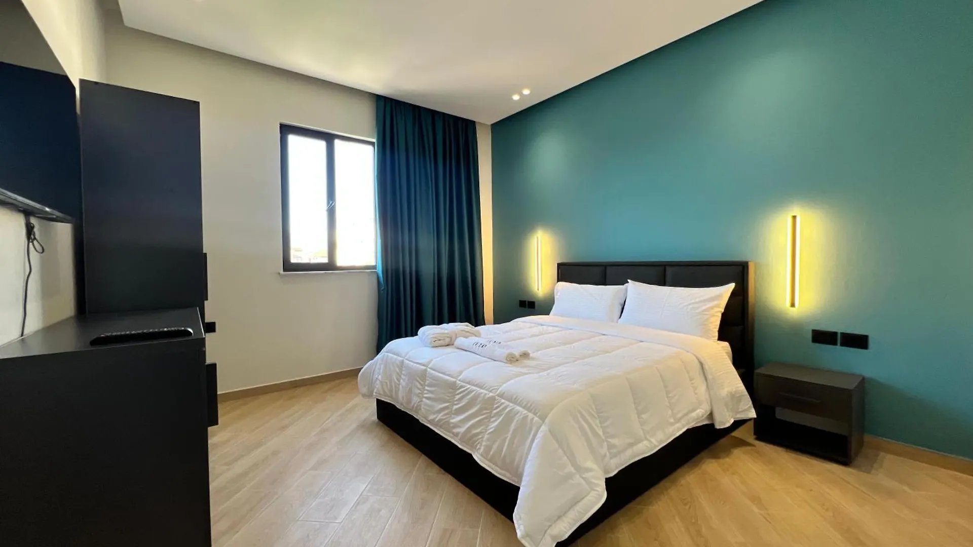 Hotel Tuyo Tirana