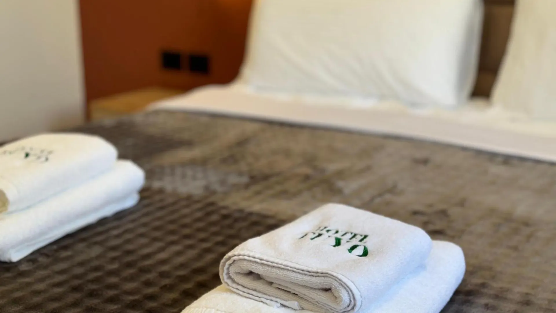 Hotel Tuyo Tirana 3*,