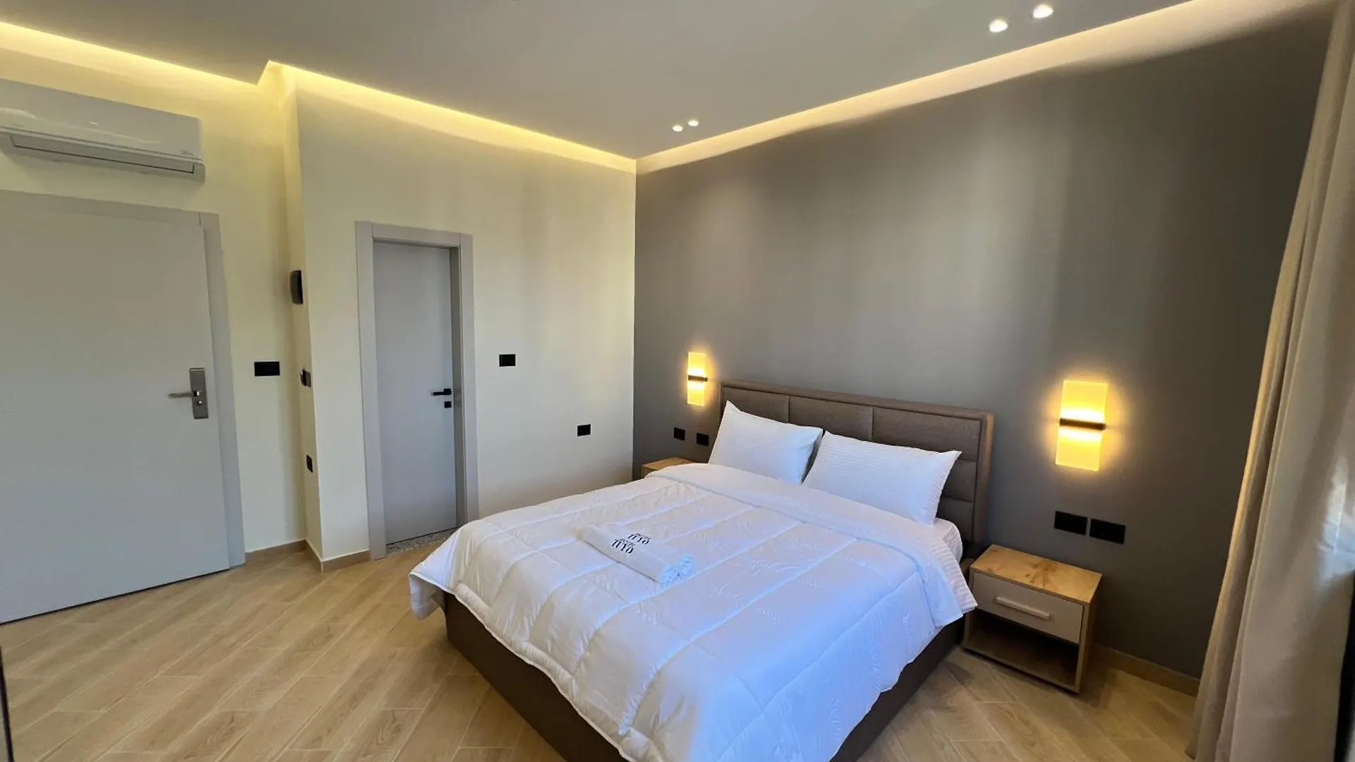 Hotel Tuyo Tirana 3*,  Albánie