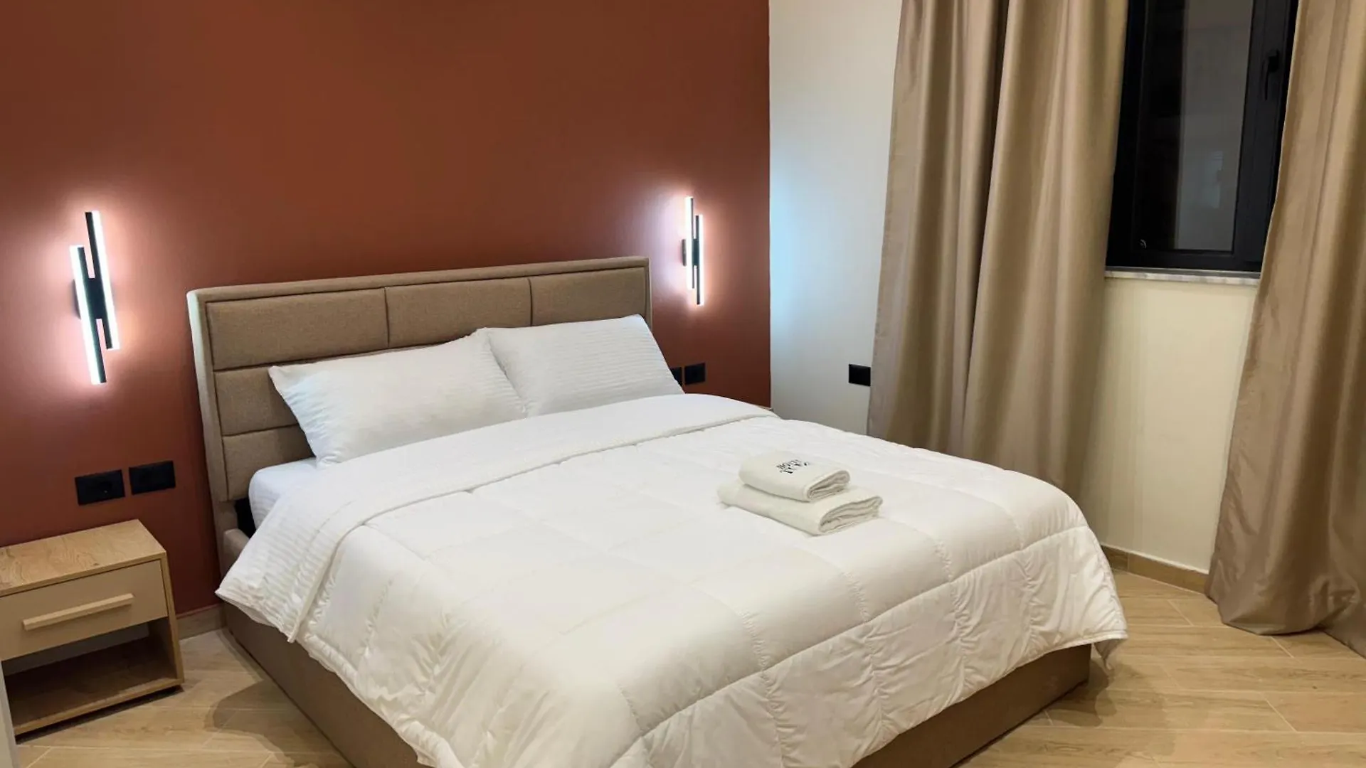 Hotel Tuyo Tirana