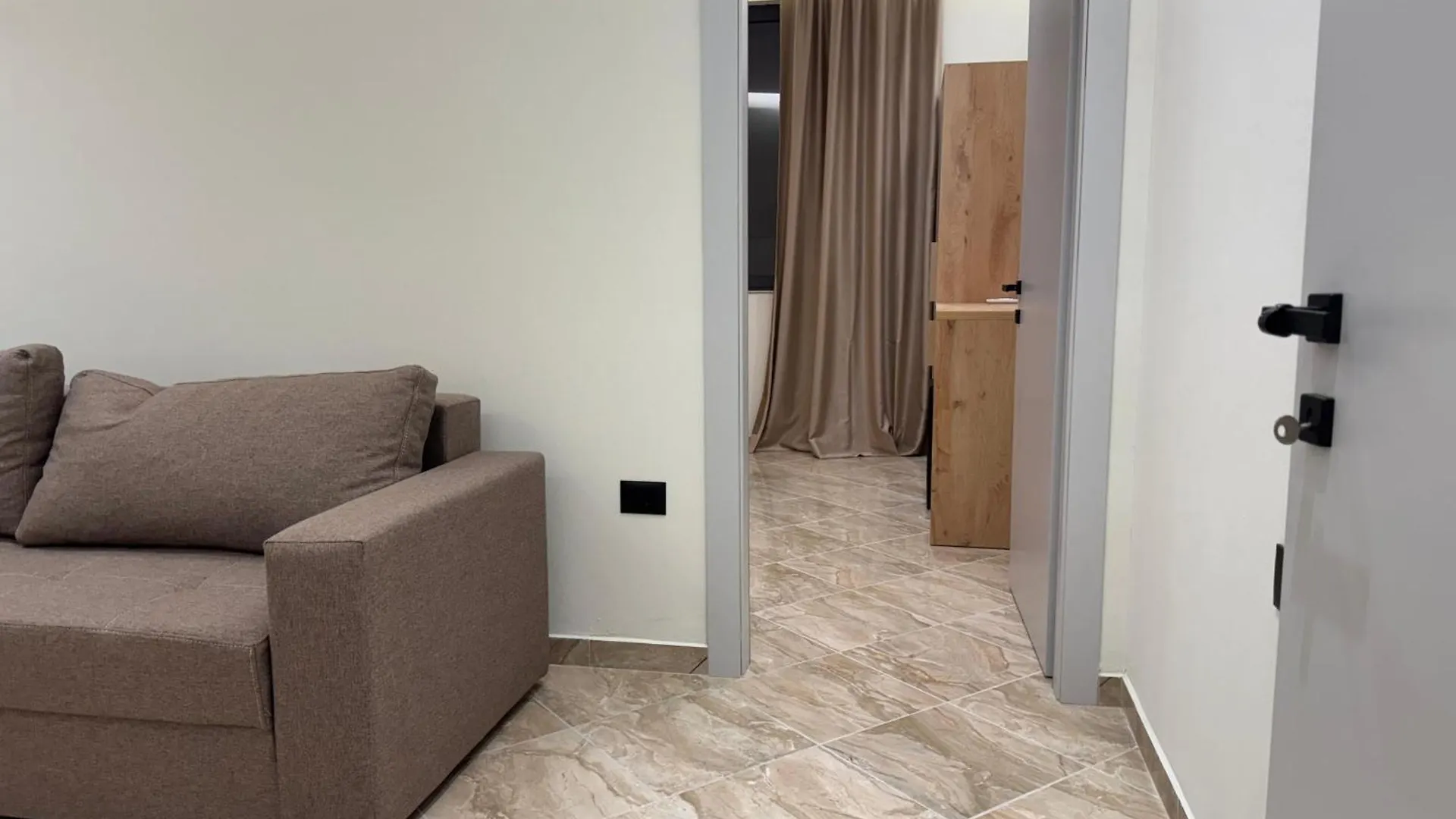 Hotel Tuyo Tirana