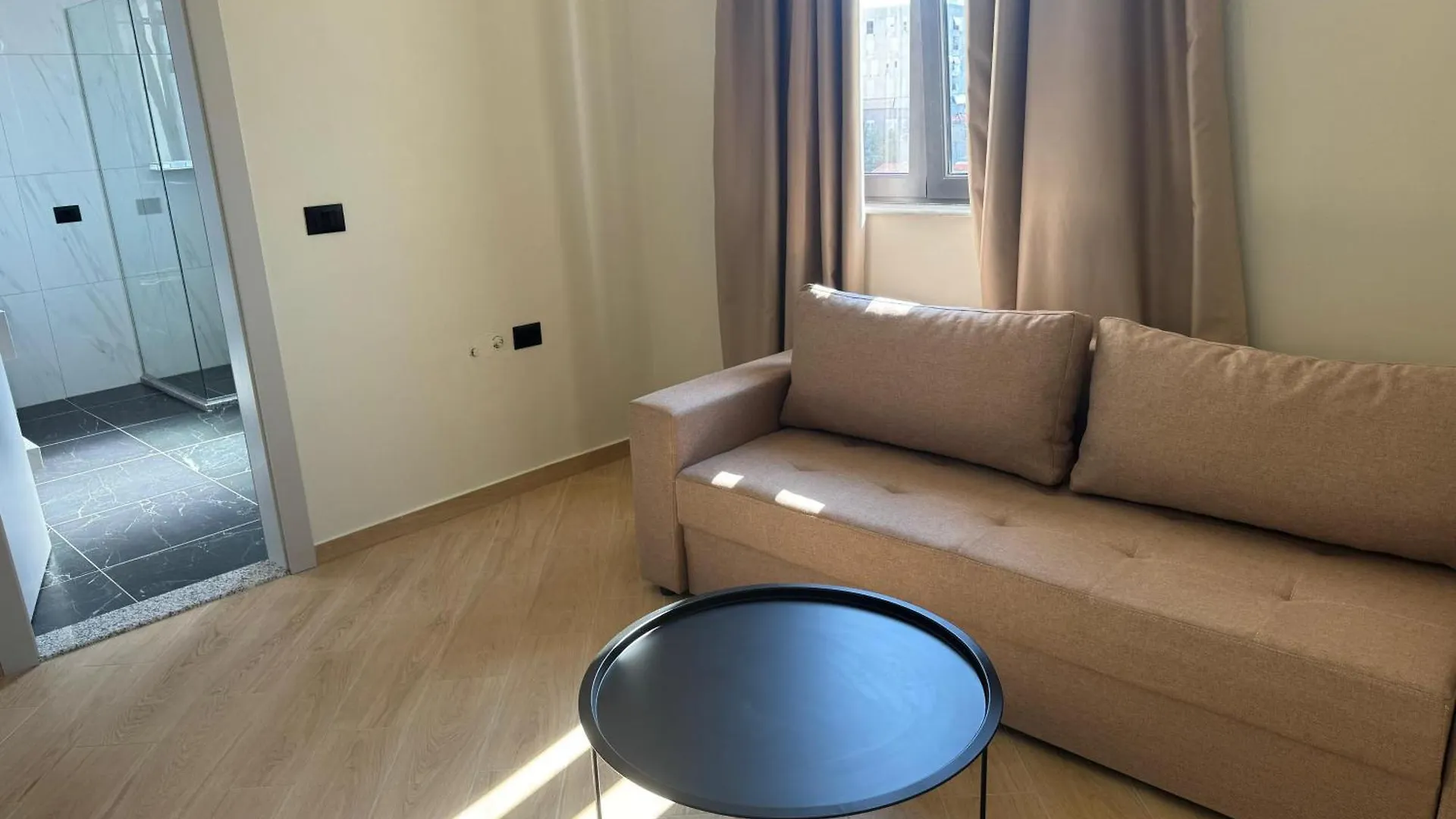 Hotel Tuyo Tirana Albánie