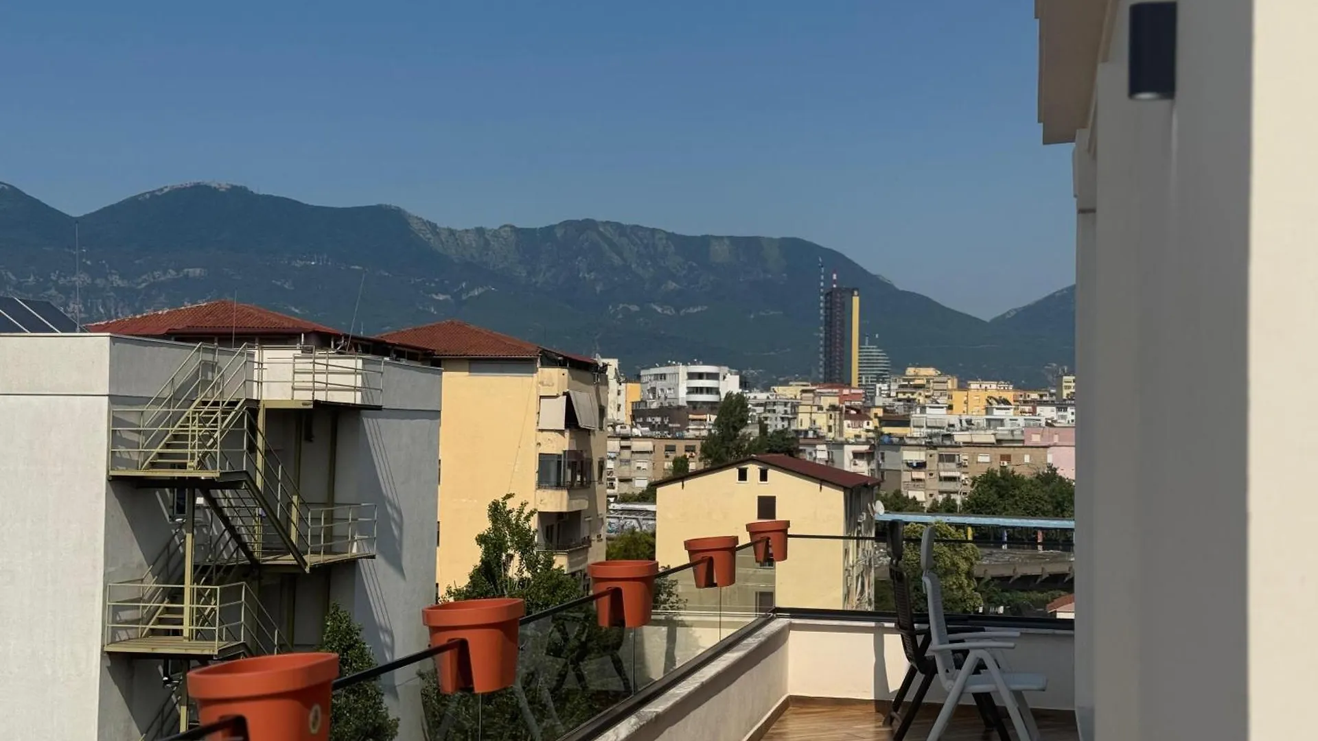 Hotel Tuyo Tirana